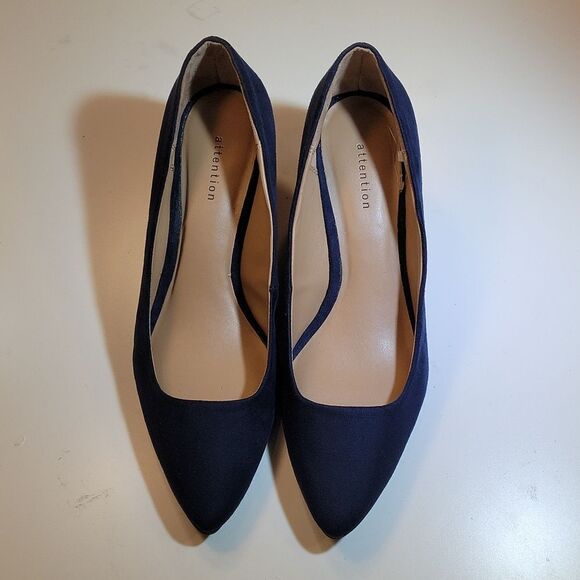 BRAND NEW ATTENTION ZOEY SUEDE POINTED TOE WOMEN"S LOW HEEL SHOES - Picture 2 of 15